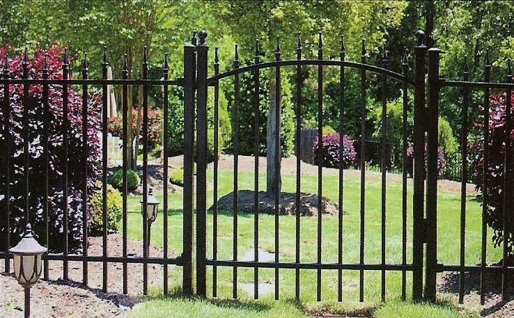 Aluminum Fence Installers