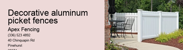 Decorative aluminum picket fences